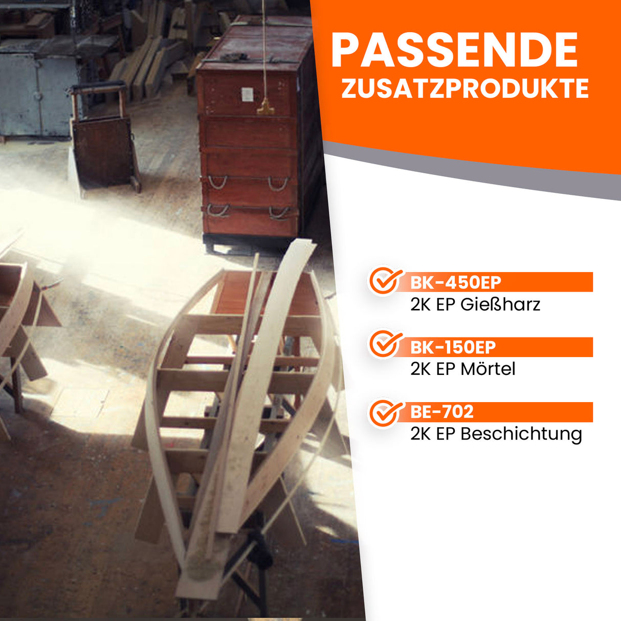 Werkstatt mit Holzrahmen und Produkten.