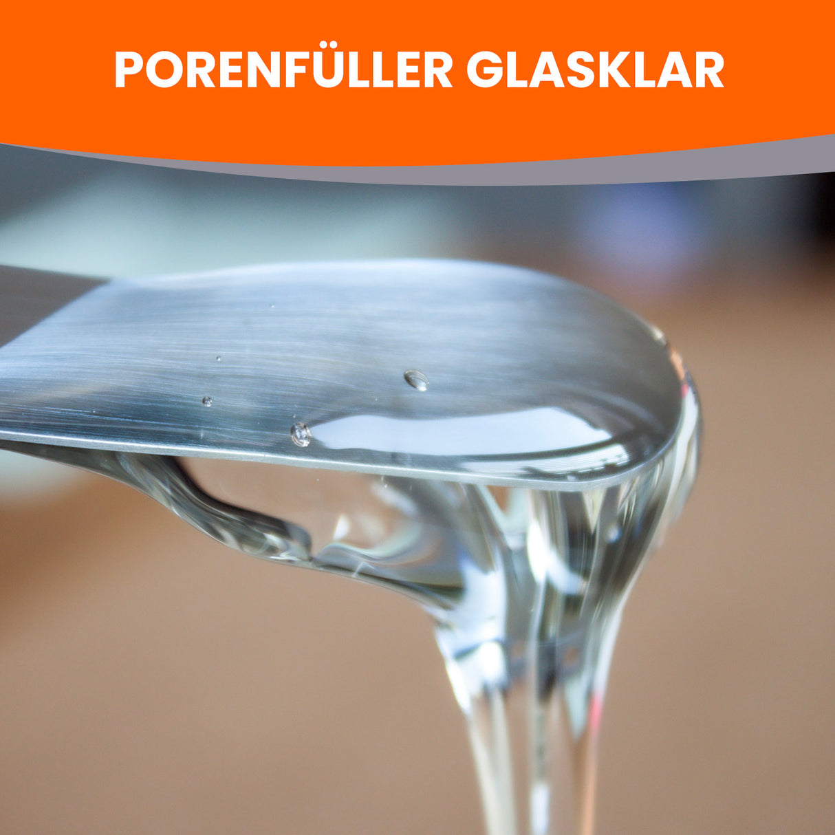 Porenfüller Glasklar auf Spachtel.