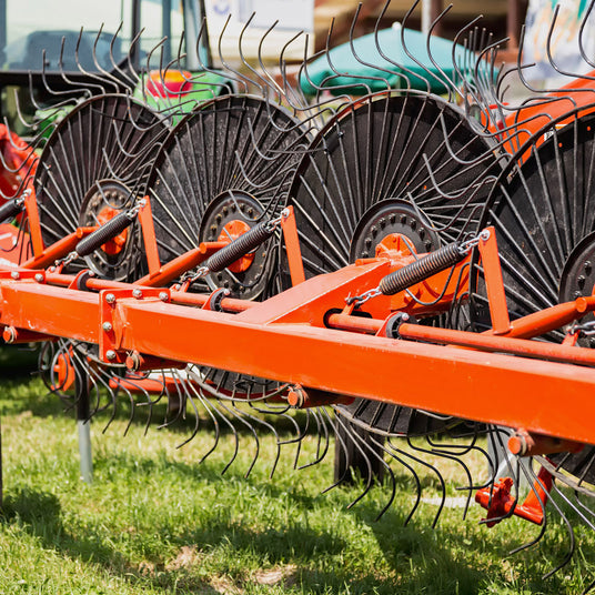 Metallschutzfarbe auf Traktor