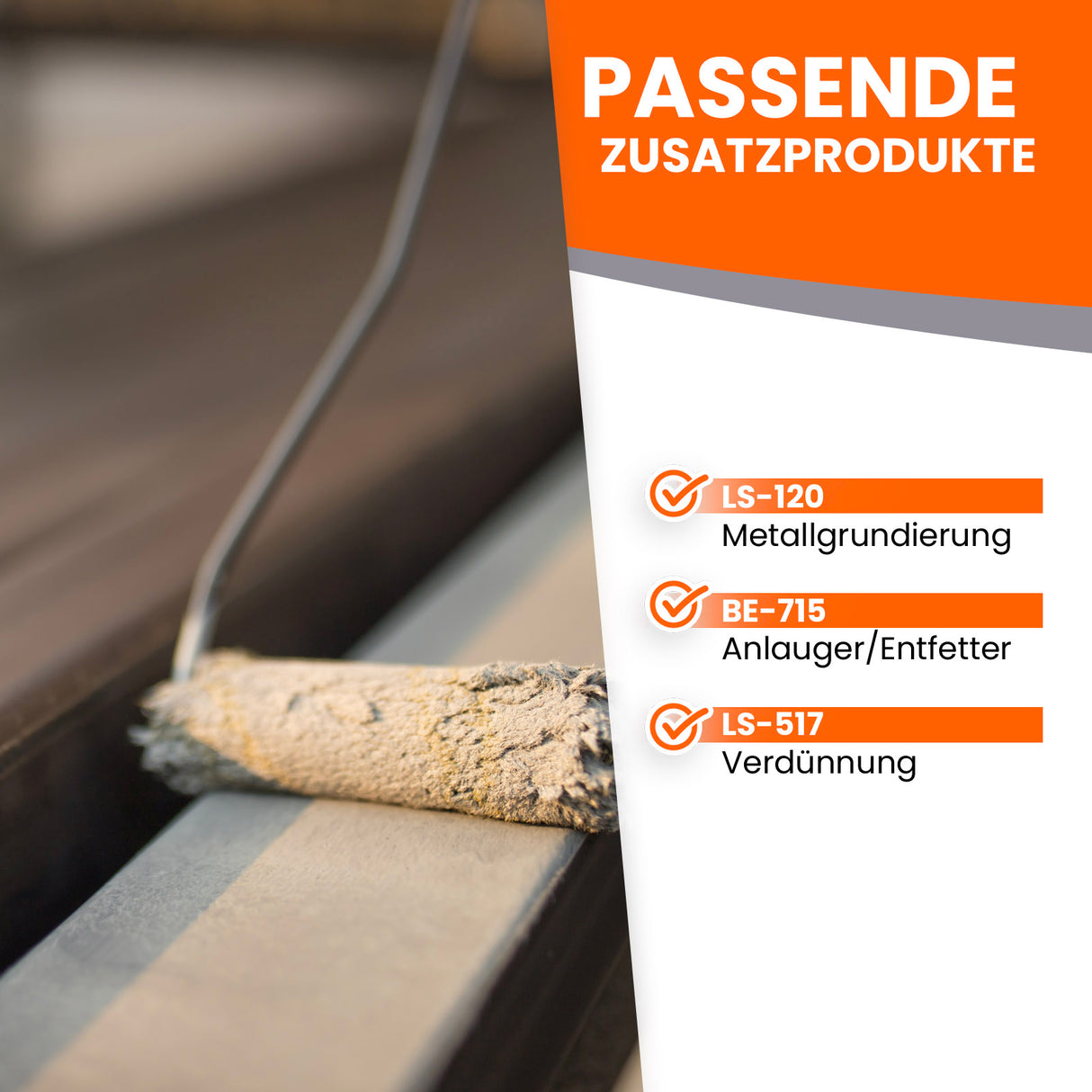 Farbrolle auf Metalloberfläche, Text.