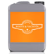 Kanister mit Bekateq Boots- und Yachtöl, orange Etikett.