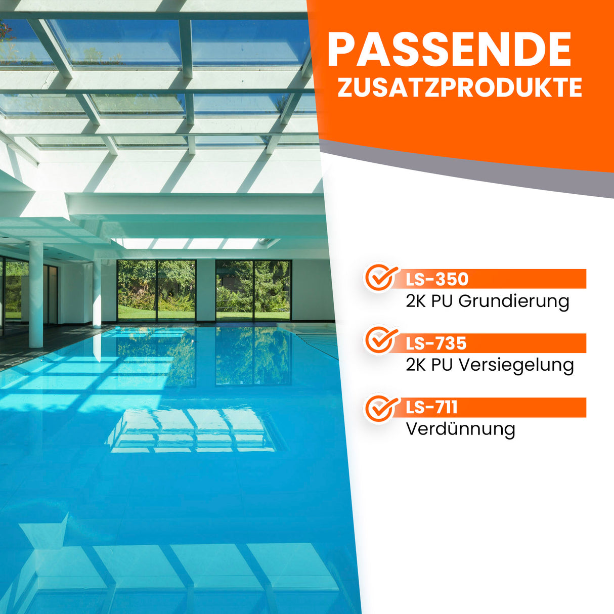 Innenpool mit Glasdach und Text.