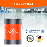 Farbkanister in einer Werkstatt.